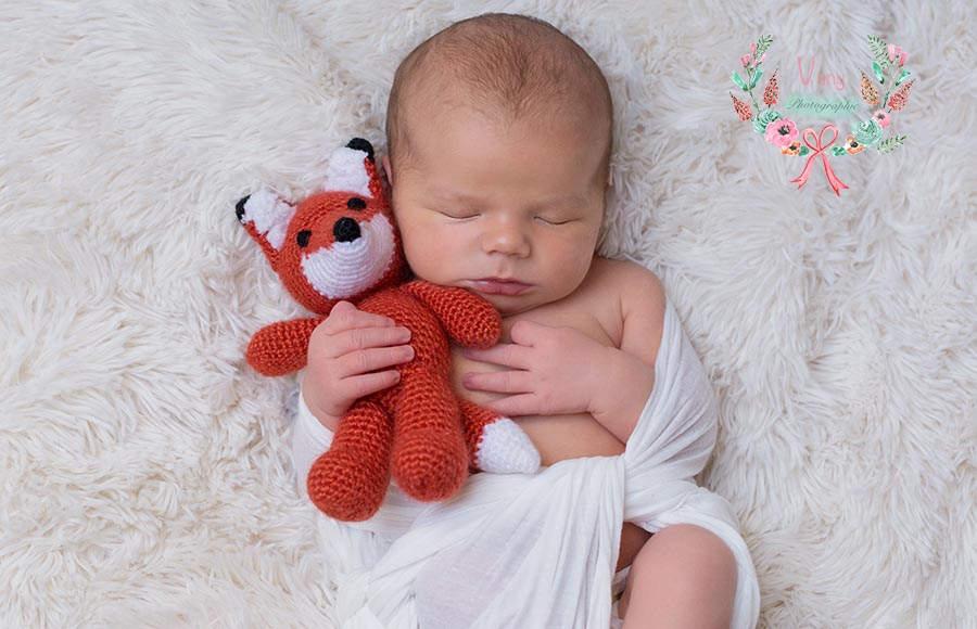 Photographe Mayenne Naissance Seance Nouveau Ne Type Newborn Posing